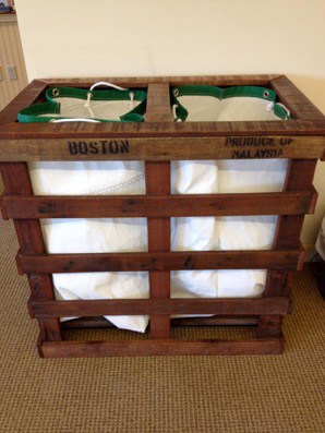 lundry basket made out of wooden pallets