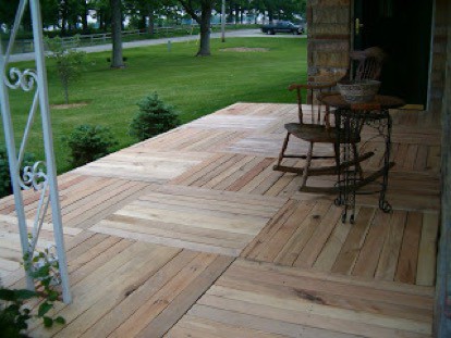 porch made from wooden pallets