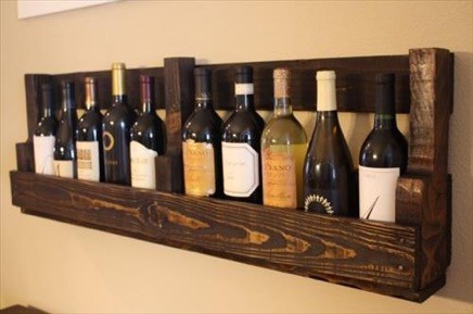 wine storage made from pallets